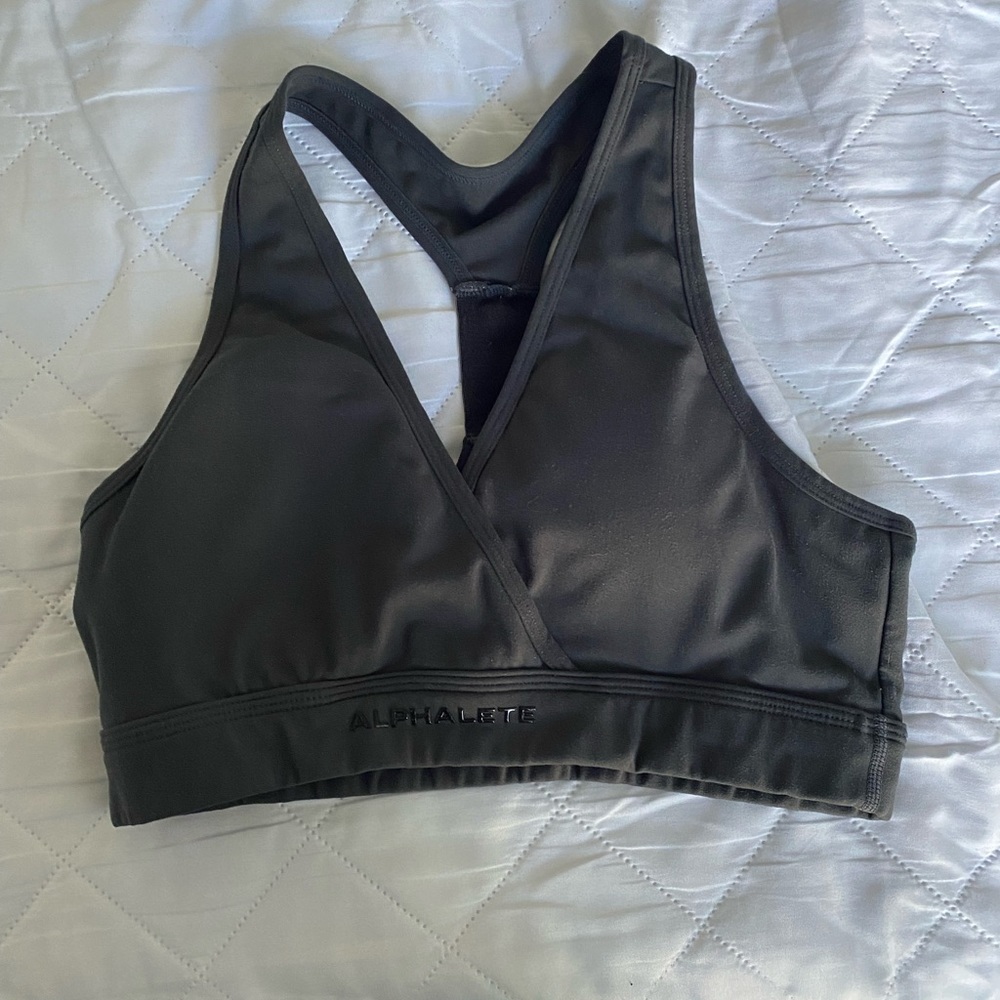Alphalete bra